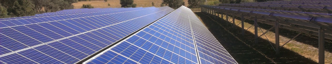 Paragon Solar NABCEP certified background image